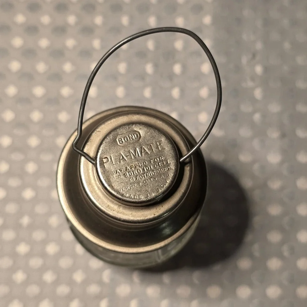 Vintage Bond Pla-Mate Miniature Electric Lantern Flashlight Glass Globe Silver